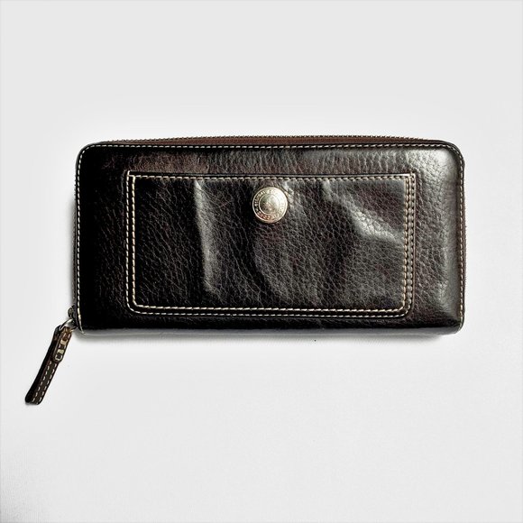 Coach Accordian Zip Wallet - Picture 2 of 3